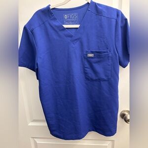 1. FIGS Scrub Top XS